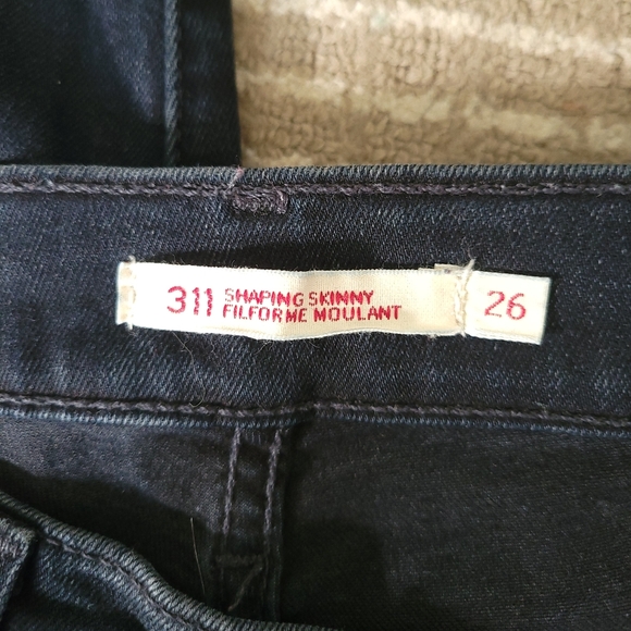 Levi's 311 Shaping Skinny Jean, size 26 - Picture 3 of 6